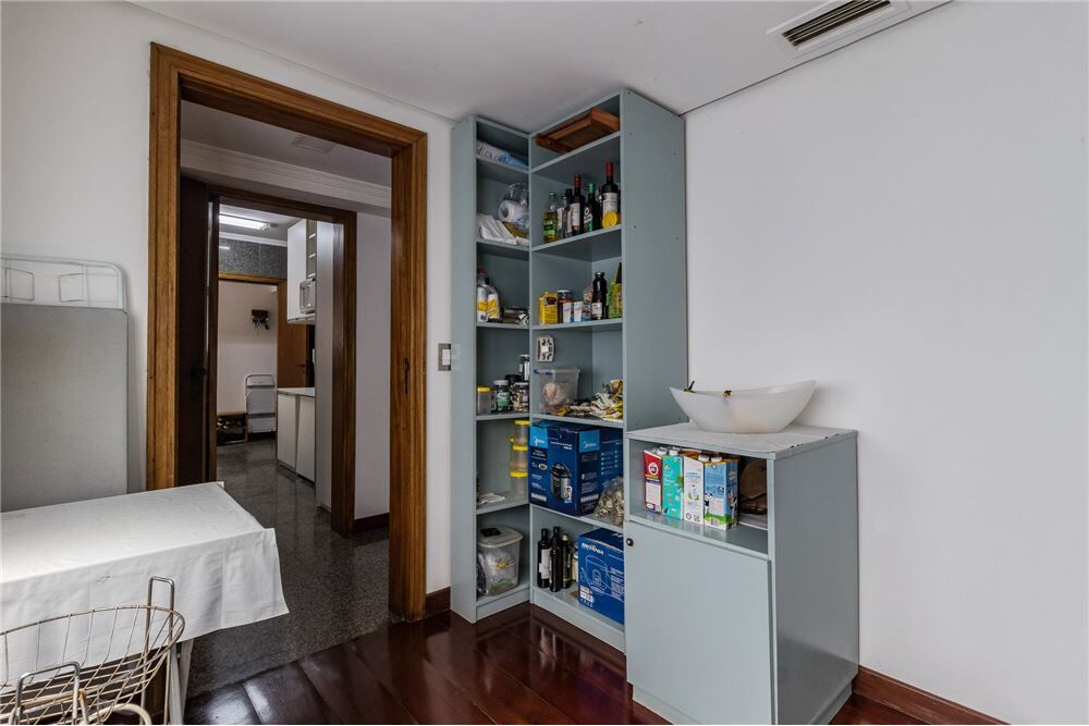 Apartamento, 3 quartos, 258 m² - Foto 14