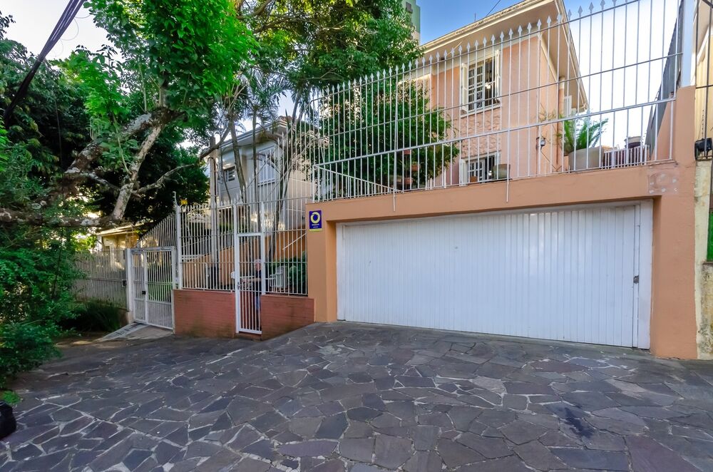 Casa, 4 quartos, 332 m² - Foto 1