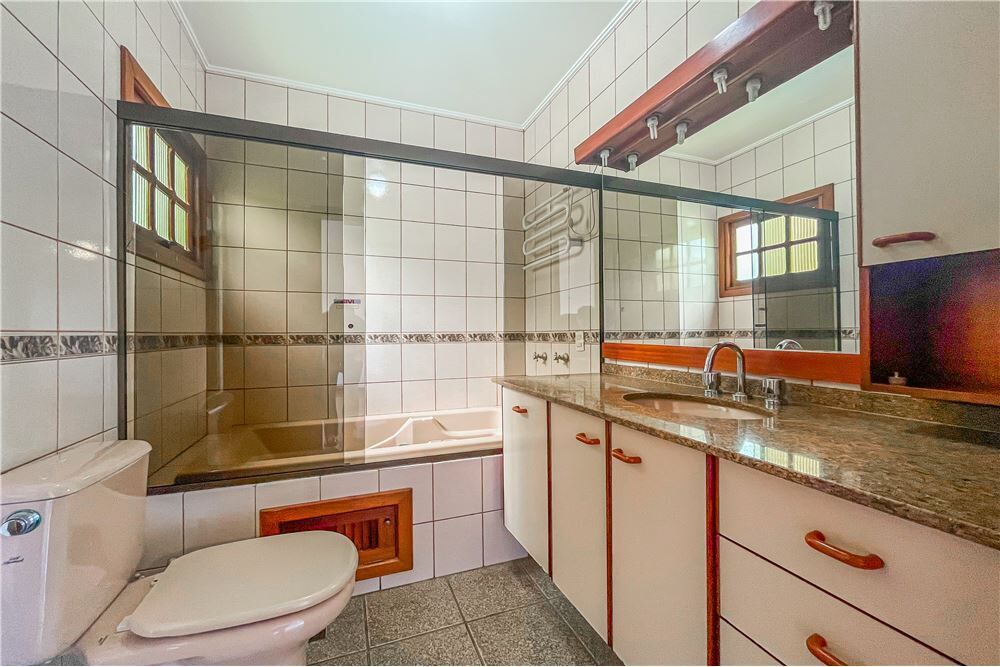 Casa, 3 quartos, 224 m² - Foto 7