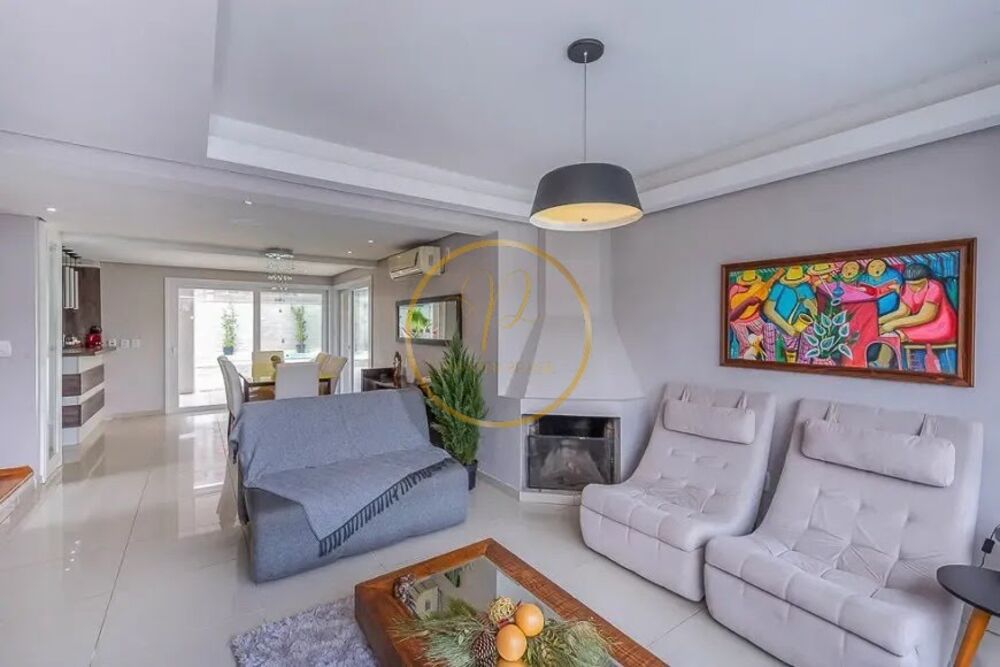 Casa de Condomínio à venda com 5 quartos, 200m² - Foto 2