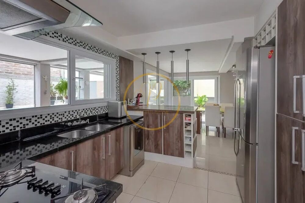 Casa de Condomínio à venda com 5 quartos, 200m² - Foto 10