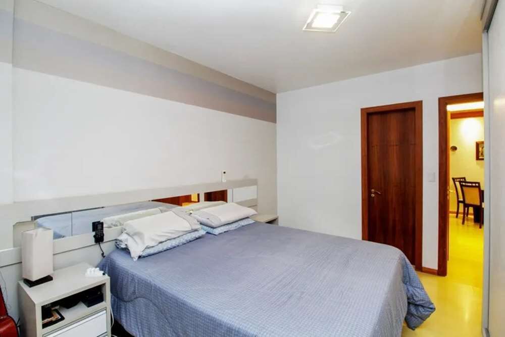 Apartamento à venda com 2 quartos, 75m² - Foto 10