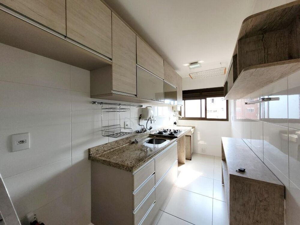 Apartamento à venda com 2 quartos, 68m² - Foto 21