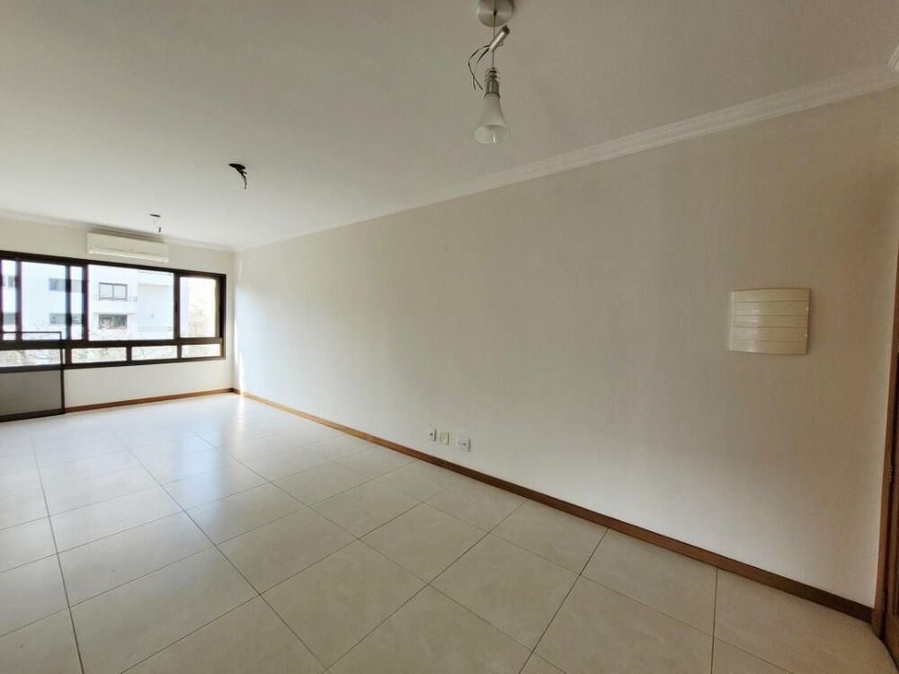 Apartamento à venda com 2 quartos, 68m² - Foto 32