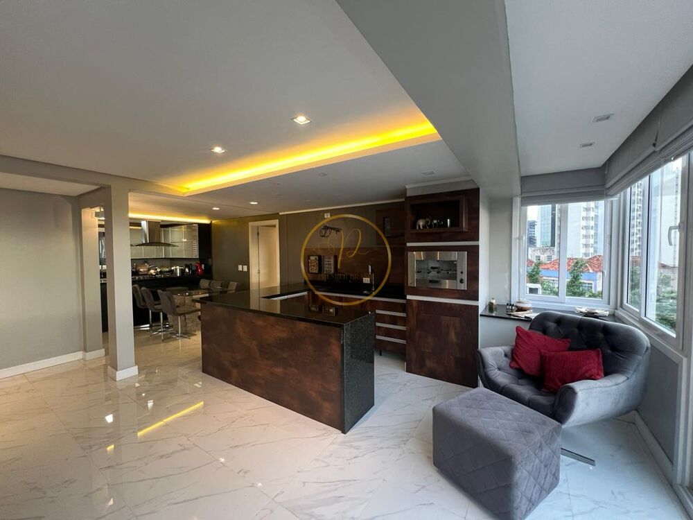 Apartamento, 3 quartos, 145 m² - Foto 1