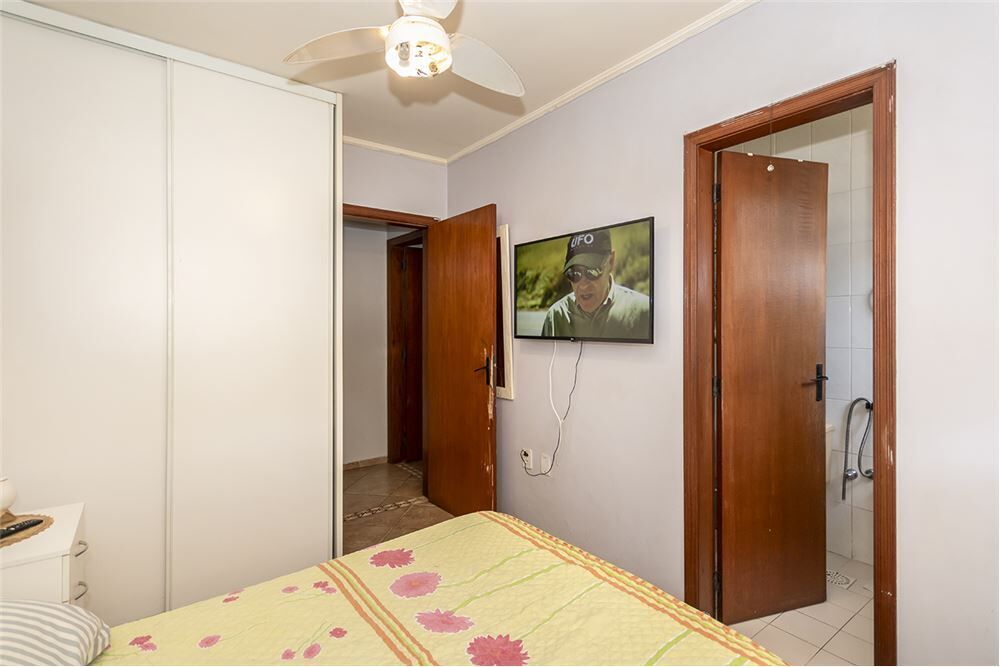 Casa, 4 quartos, 250 m² - Foto 4