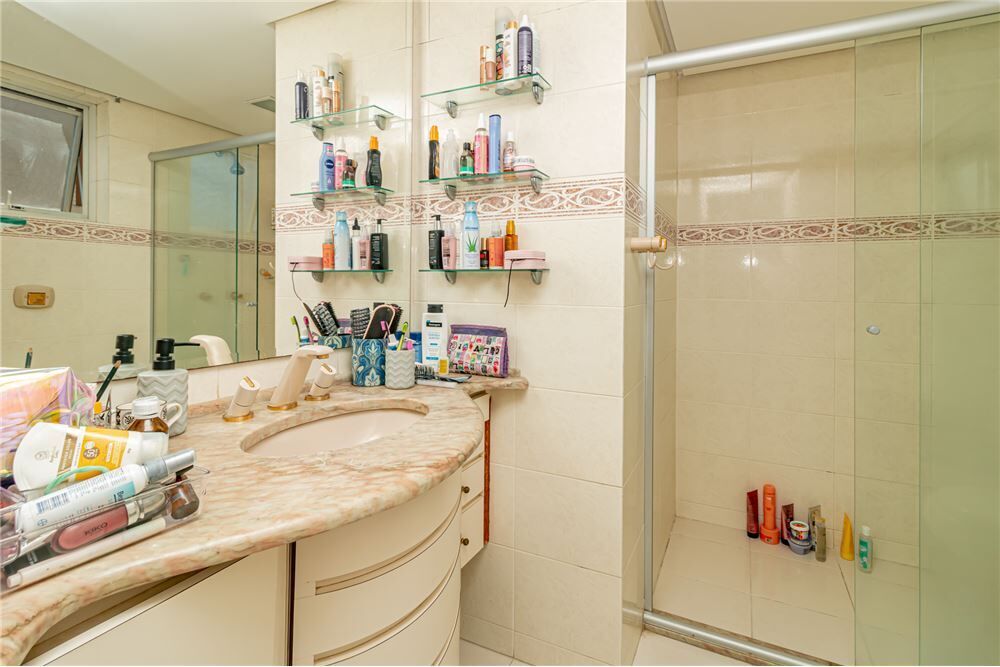 Apartamento, 3 quartos, 144 m² - Foto 2