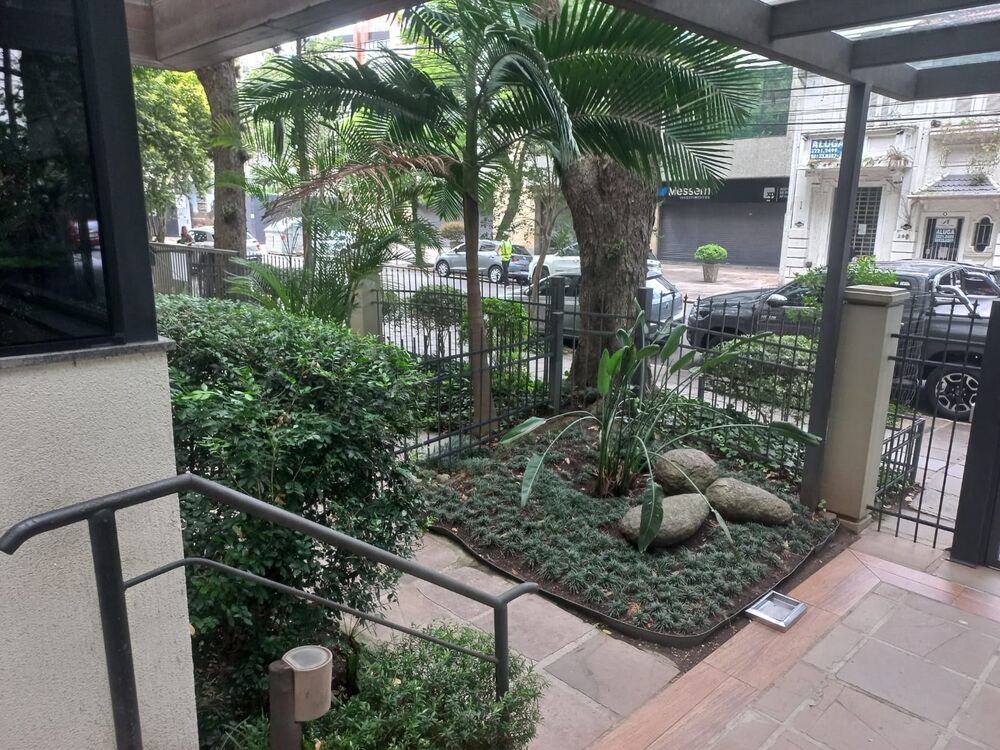 Apartamento à venda com 3 quartos, 138m² - Foto 2