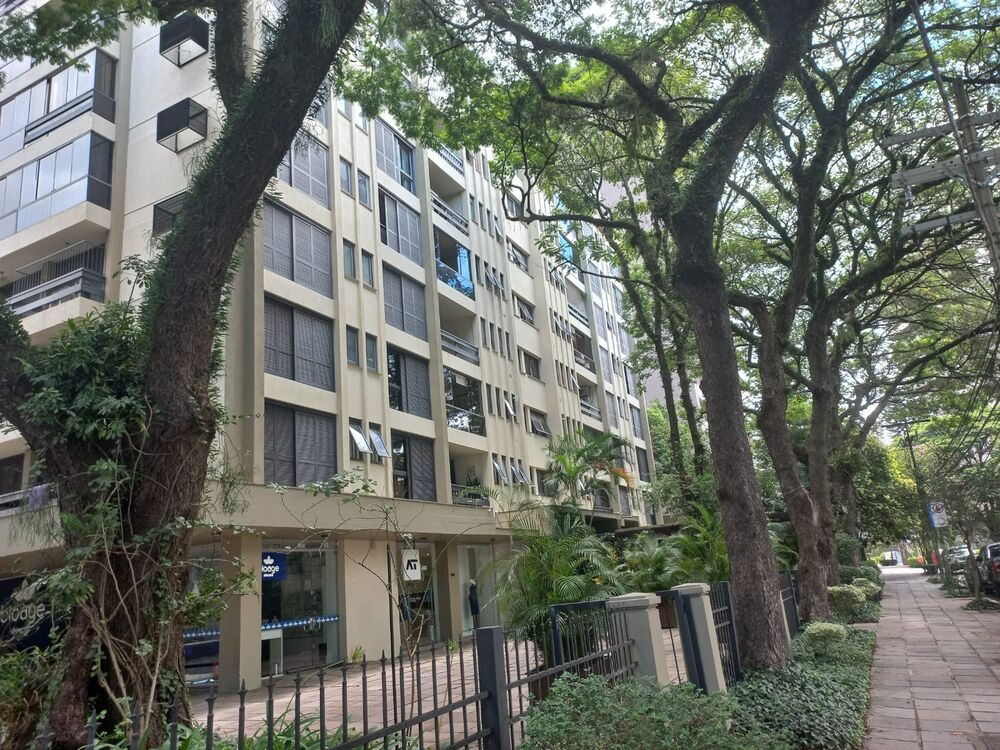Apartamento à venda com 3 quartos, 138m² - Foto 1