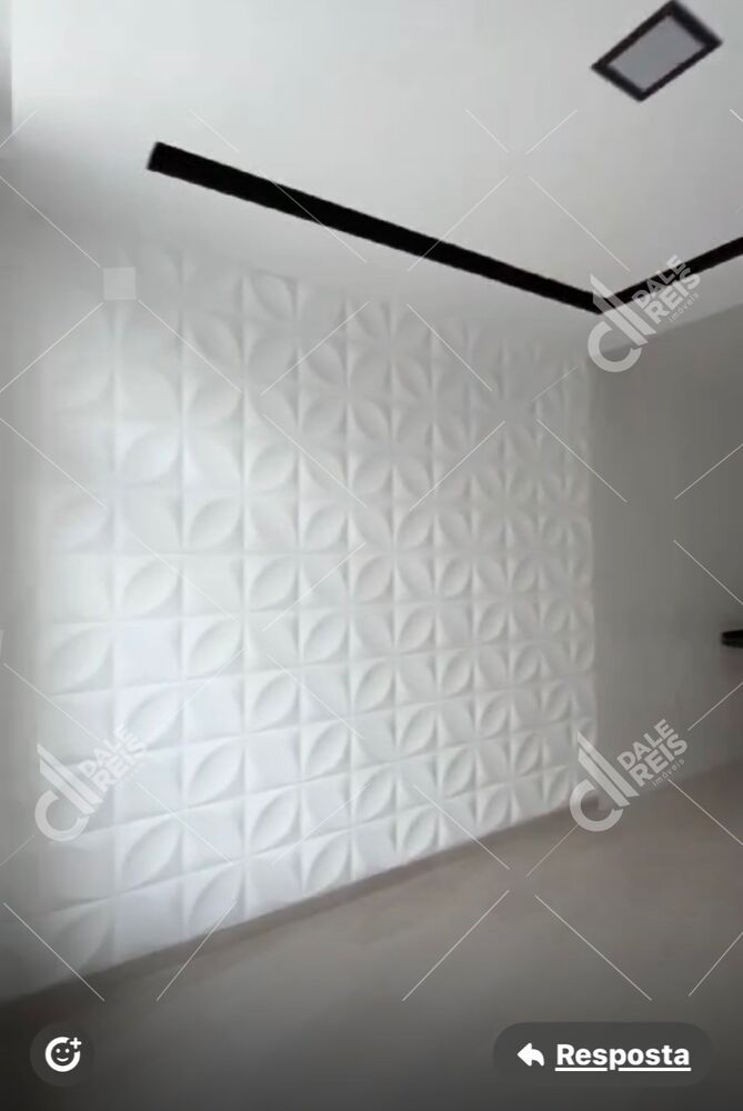 Casa à venda com 2 quartos, 52m² - Foto 1