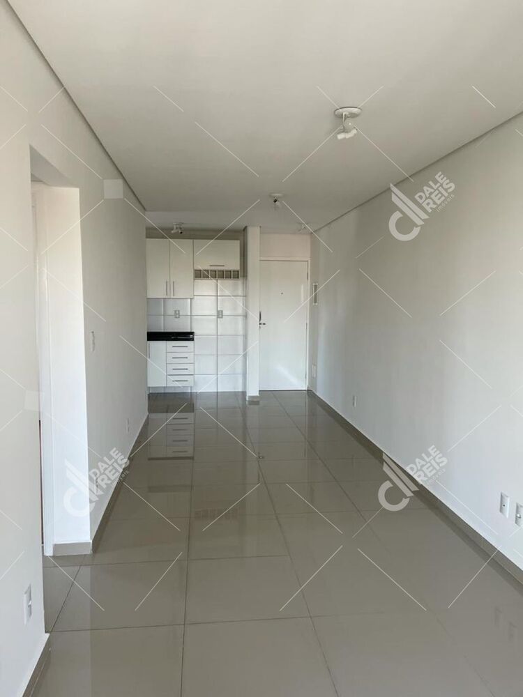 Apartamento à venda com 2 quartos, 64m² - Foto 6