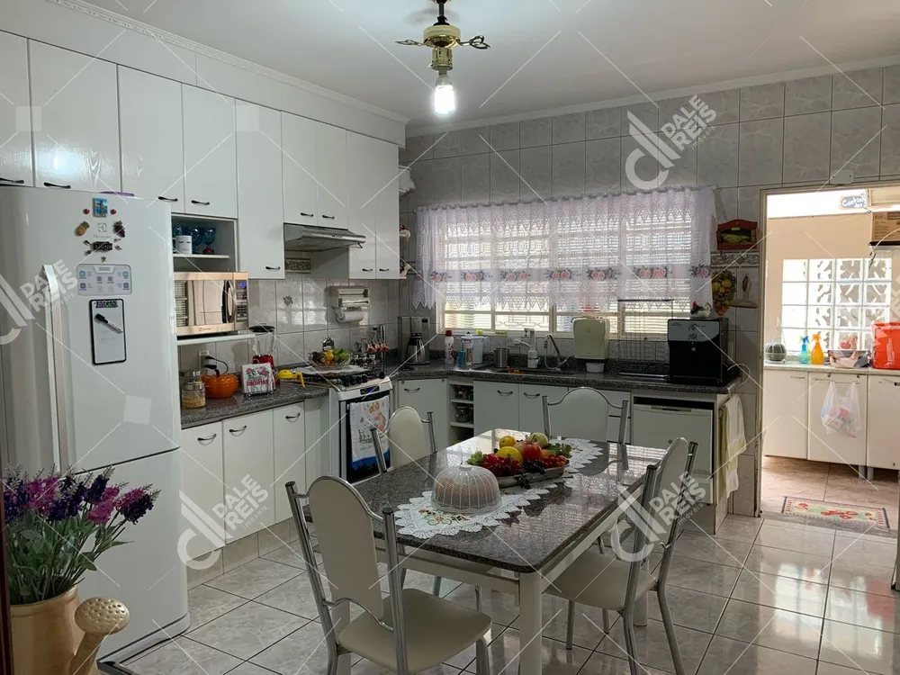 Casa, 2 quartos, 190 m² - Foto 12