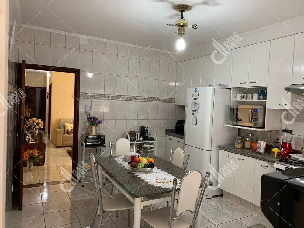 Casa, 2 quartos, 190 m² - Foto 11