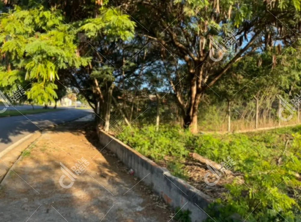 Loteamento e Condomínio, 548 m² - Foto 3