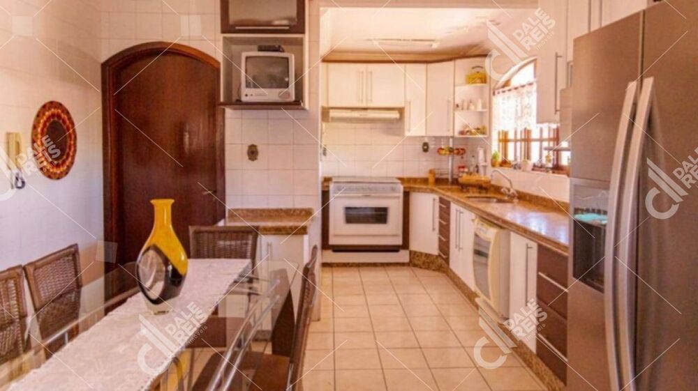 Casa, 3 quartos, 304 m² - Foto 28