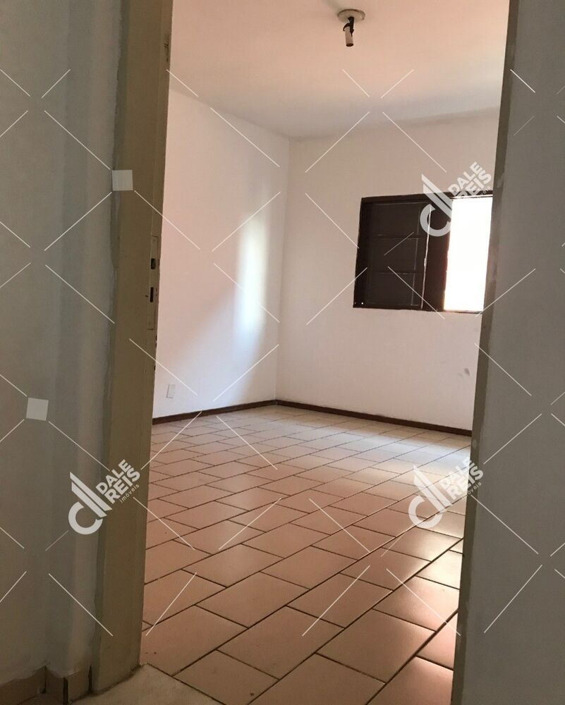 Casa, 7 quartos, 436 m² - Foto 2