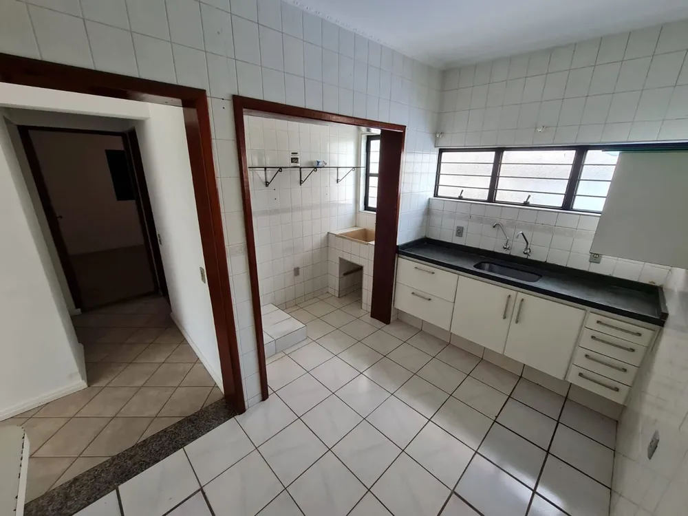 Casa, 7 quartos, 436 m² - Foto 1