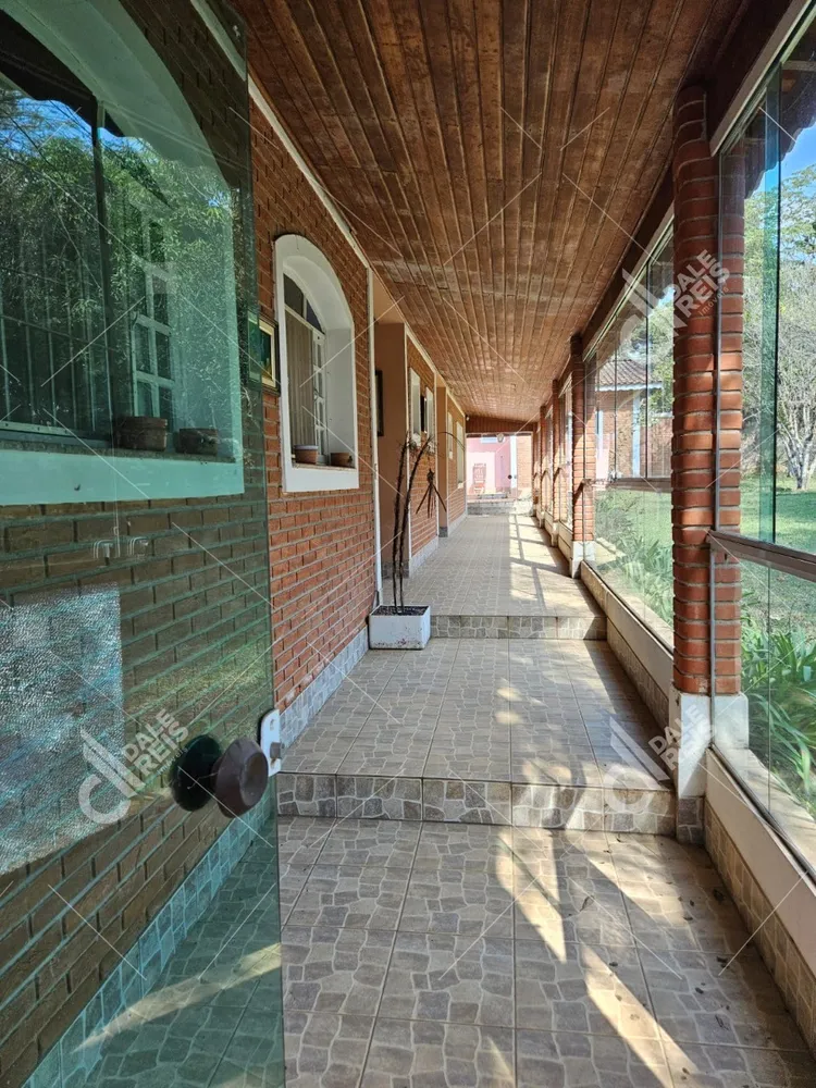 Chácara, 10 quartos, 450 m² - Foto 1