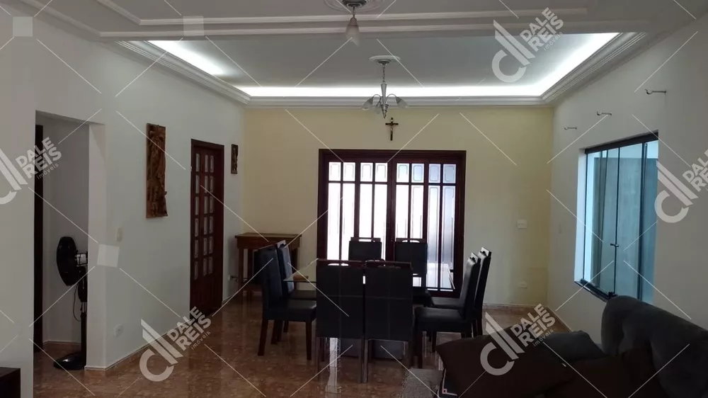 Casa, 4 quartos, 330 m² - Foto 10