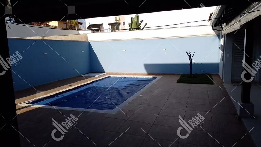 Casa, 4 quartos, 330 m² - Foto 3