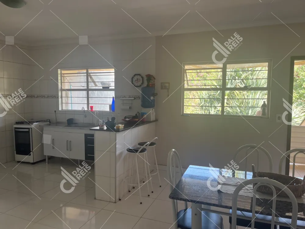 Casa, 4 quartos, 250 m² - Foto 10