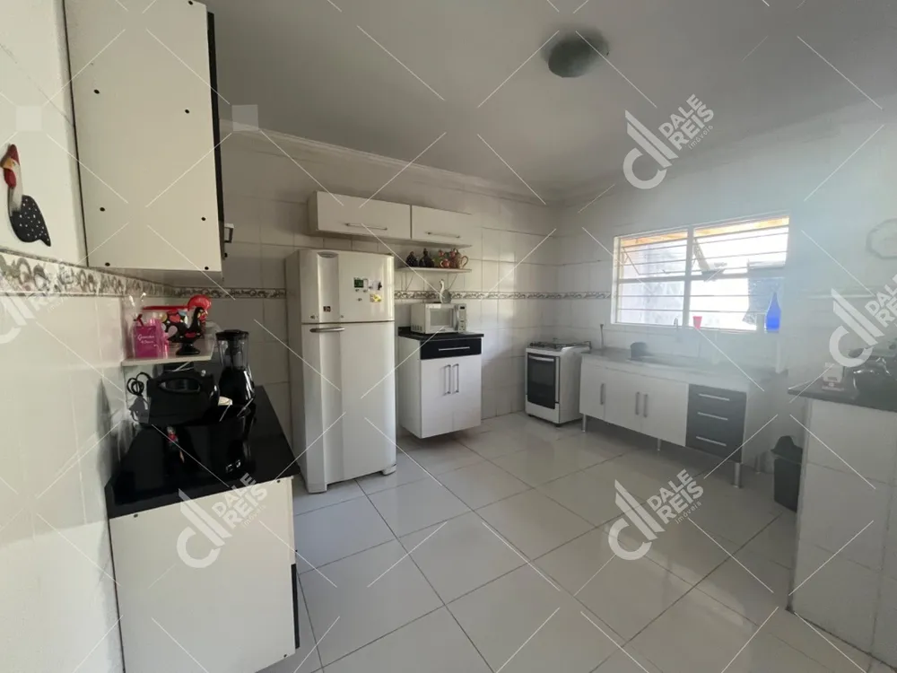 Casa, 4 quartos, 250 m² - Foto 6
