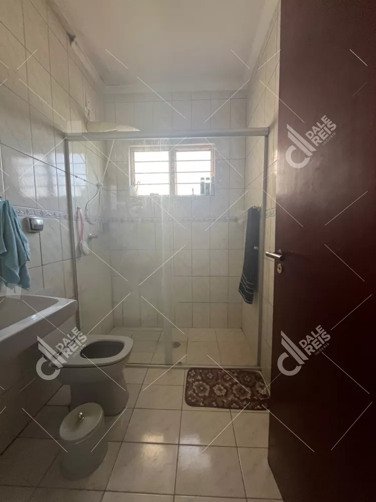 Casa, 4 quartos, 250 m² - Foto 10