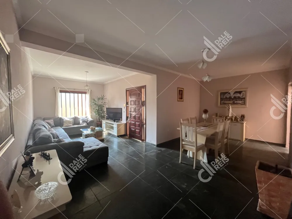 Casa, 4 quartos, 250 m² - Foto 11