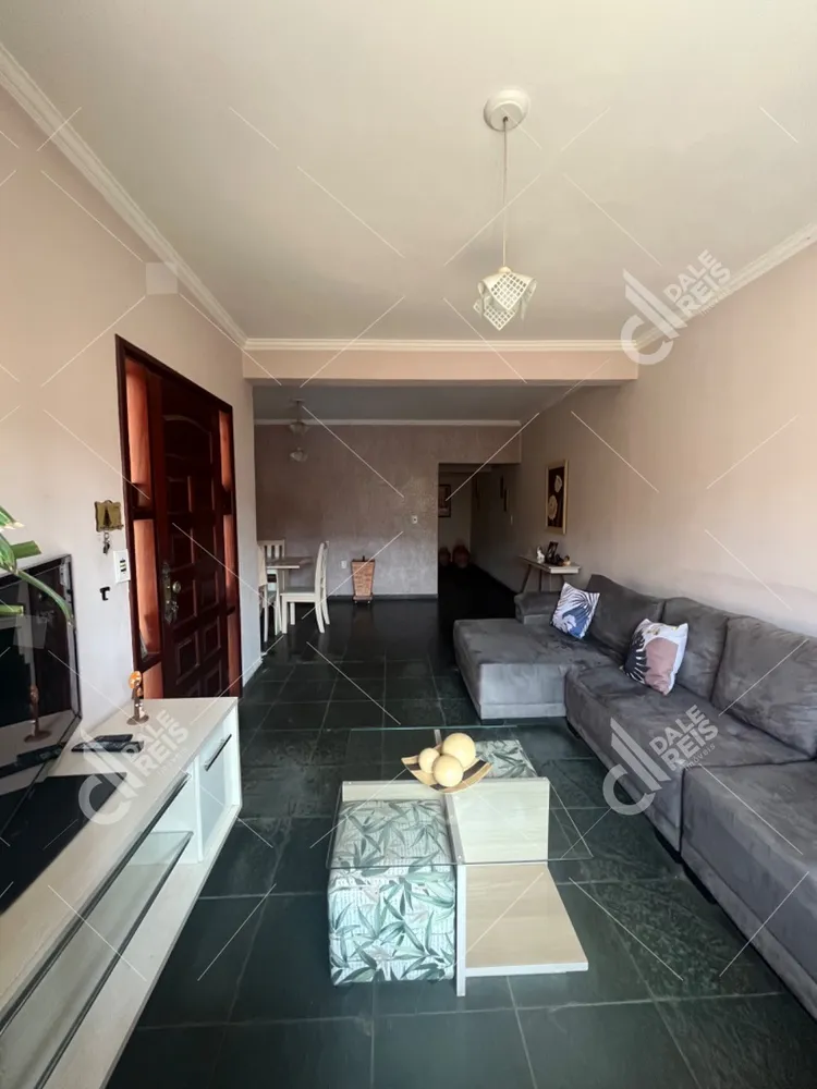 Casa, 4 quartos, 250 m² - Foto 2