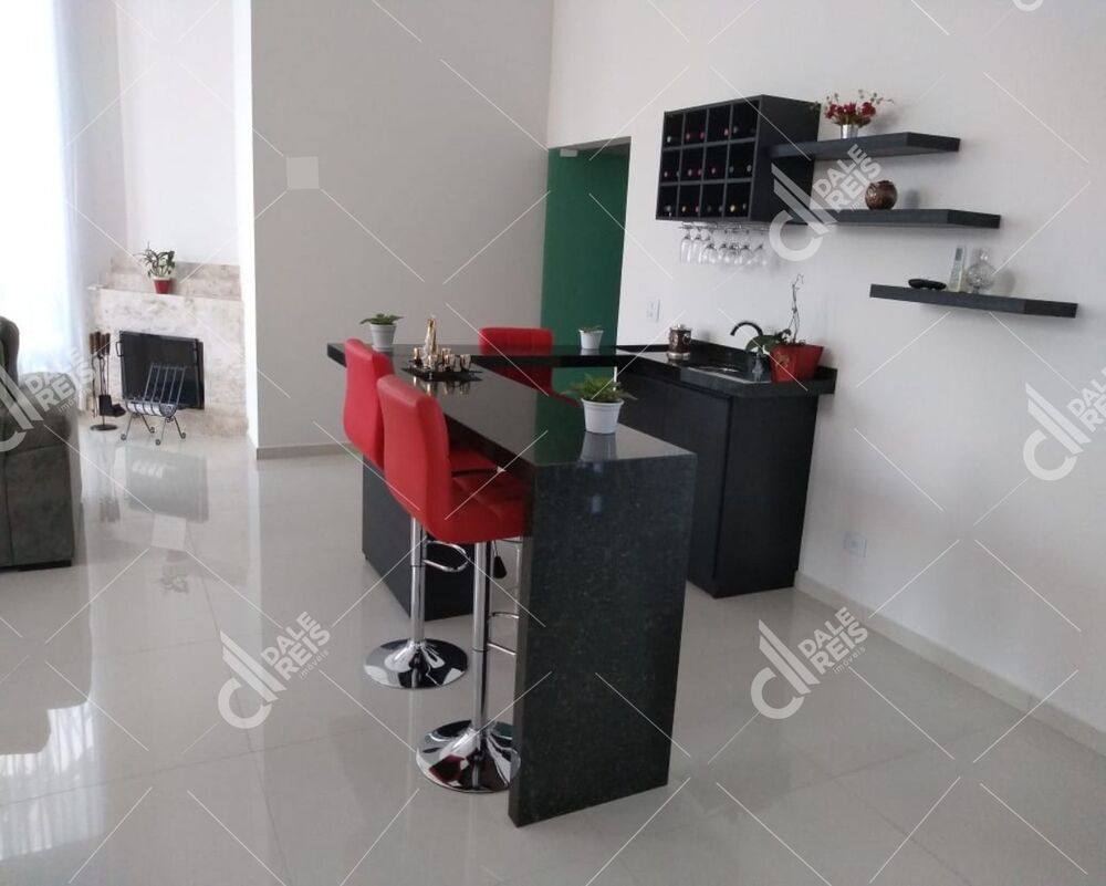 Casa à venda com 4 quartos, 600m² - Foto 7