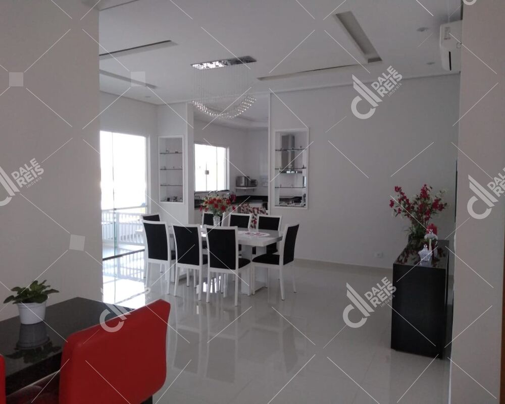 Casa à venda com 4 quartos, 600m² - Foto 9
