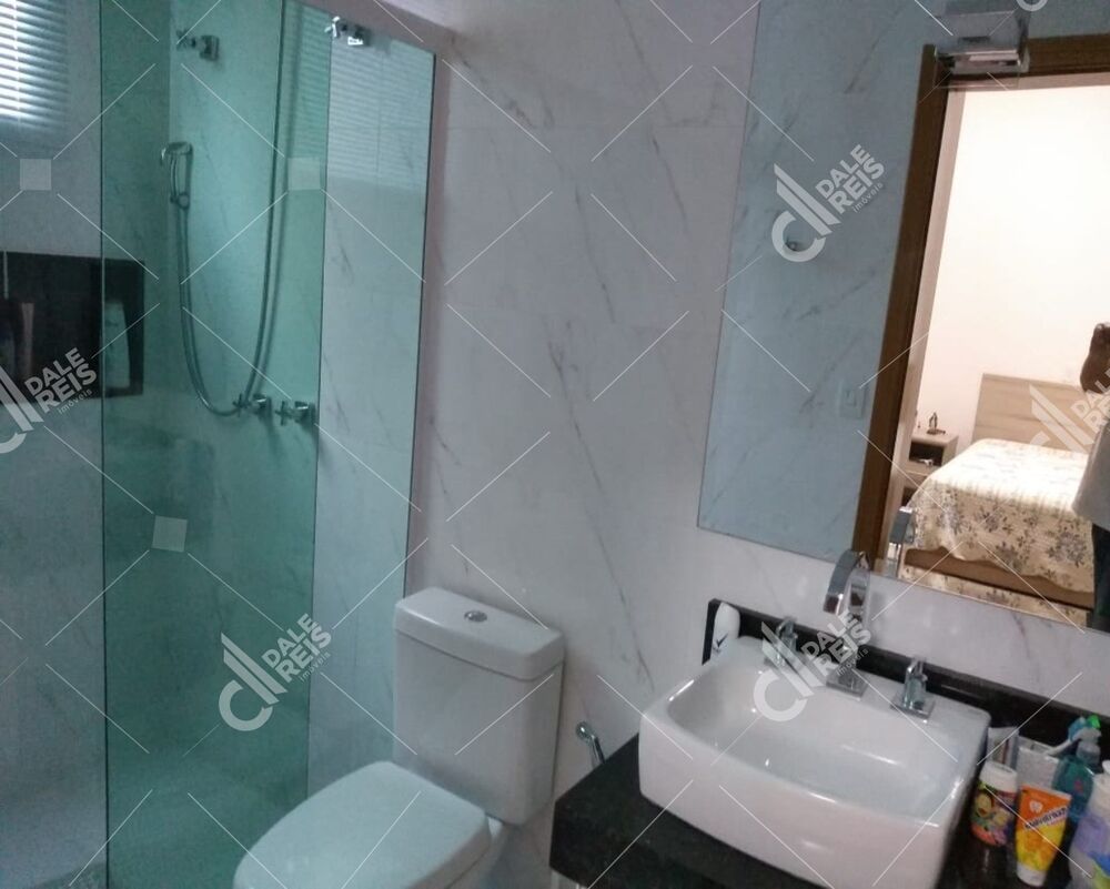 Casa à venda com 4 quartos, 600m² - Foto 18