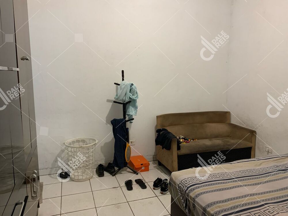 Casa, 3 quartos, 220 m² - Foto 2