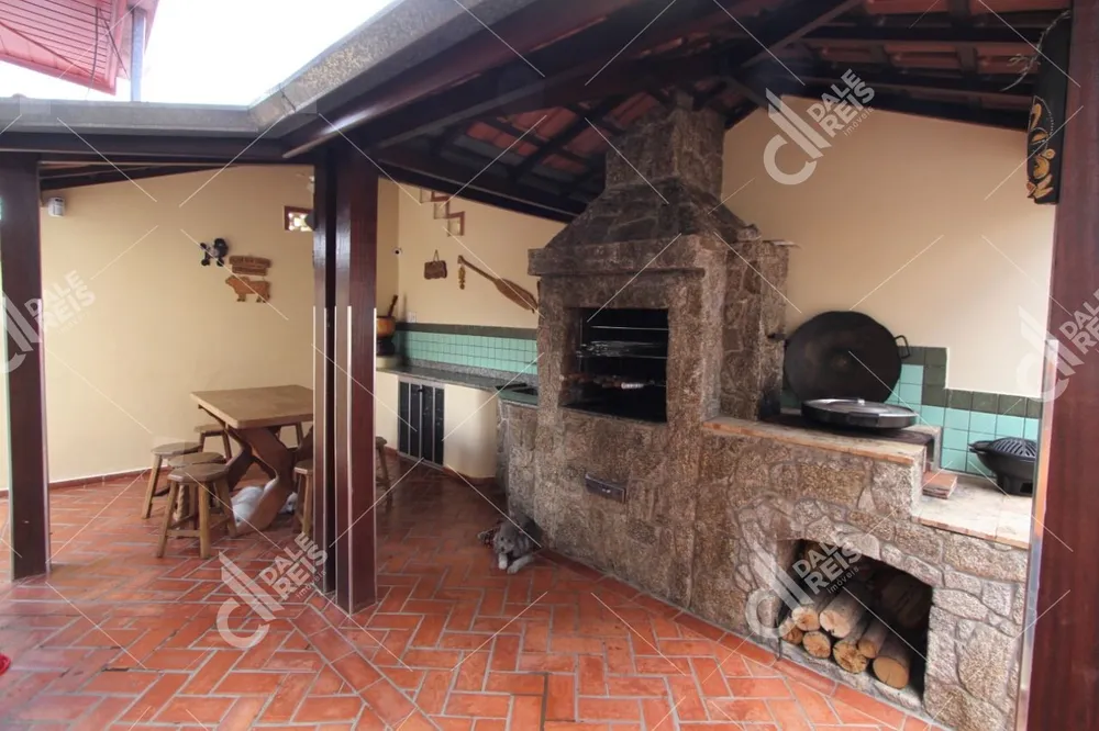 Casa, 3 quartos, 215 m² - Foto 16