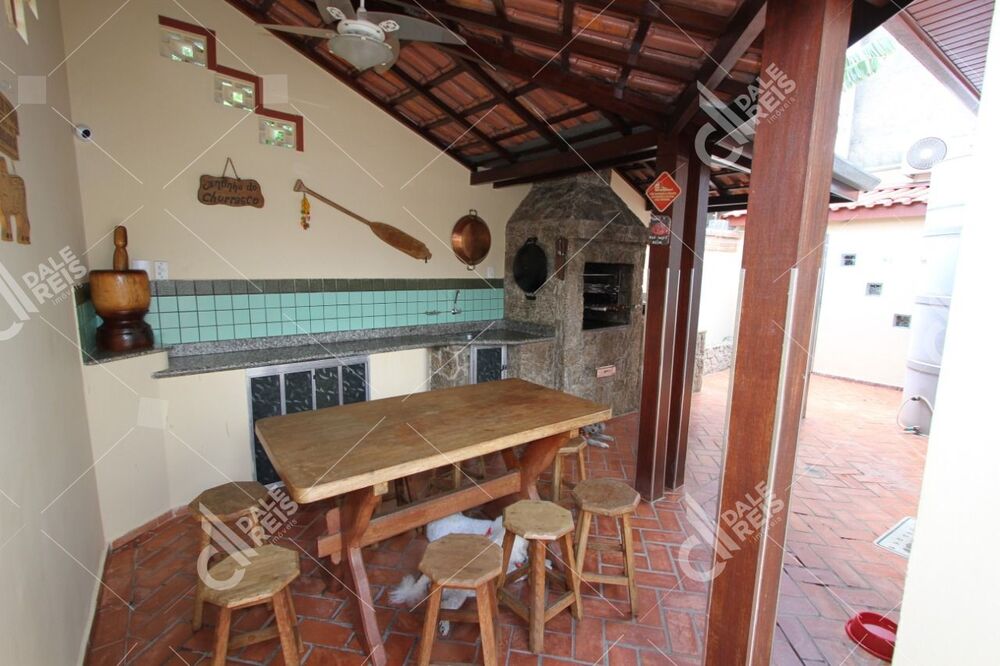Casa, 3 quartos, 215 m² - Foto 4