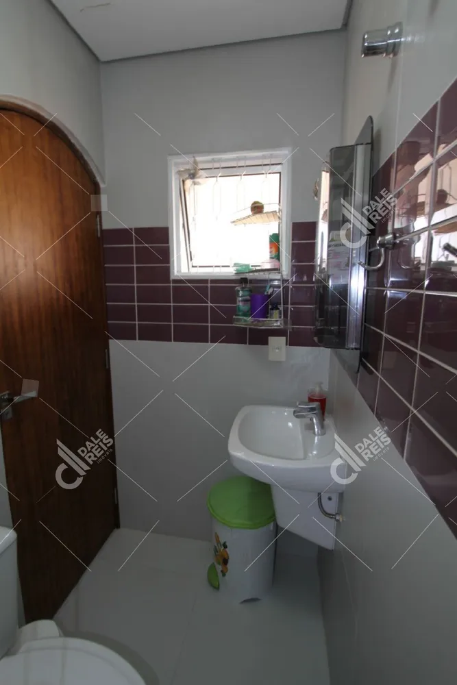 Casa, 3 quartos, 215 m² - Foto 3
