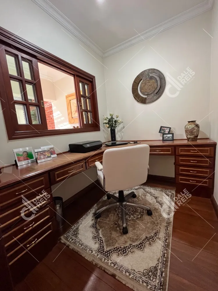 Casa, 4 quartos, 316 m² - Foto 11
