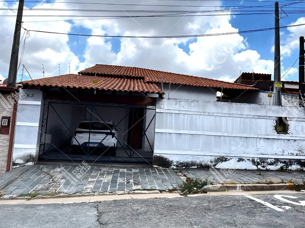 Casa, 3 quartos, 188 m² - Foto 1