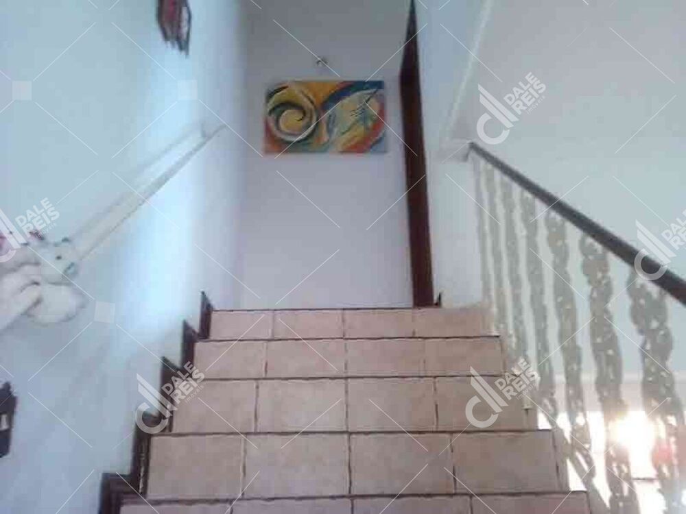Casa, 5 quartos, 293 m² - Foto 2