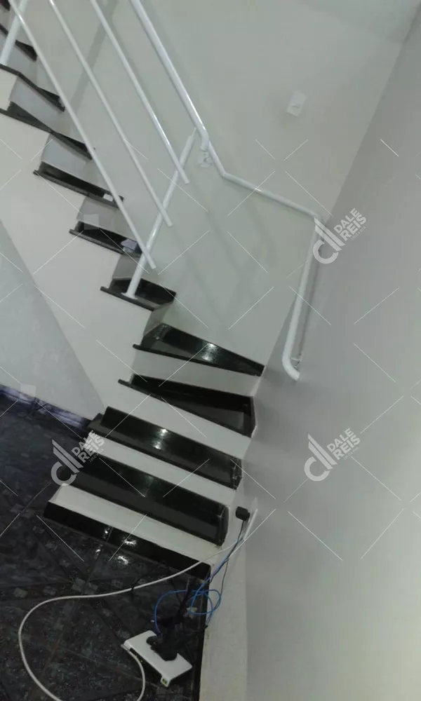 Casa, 3 quartos, 230 m² - Foto 1