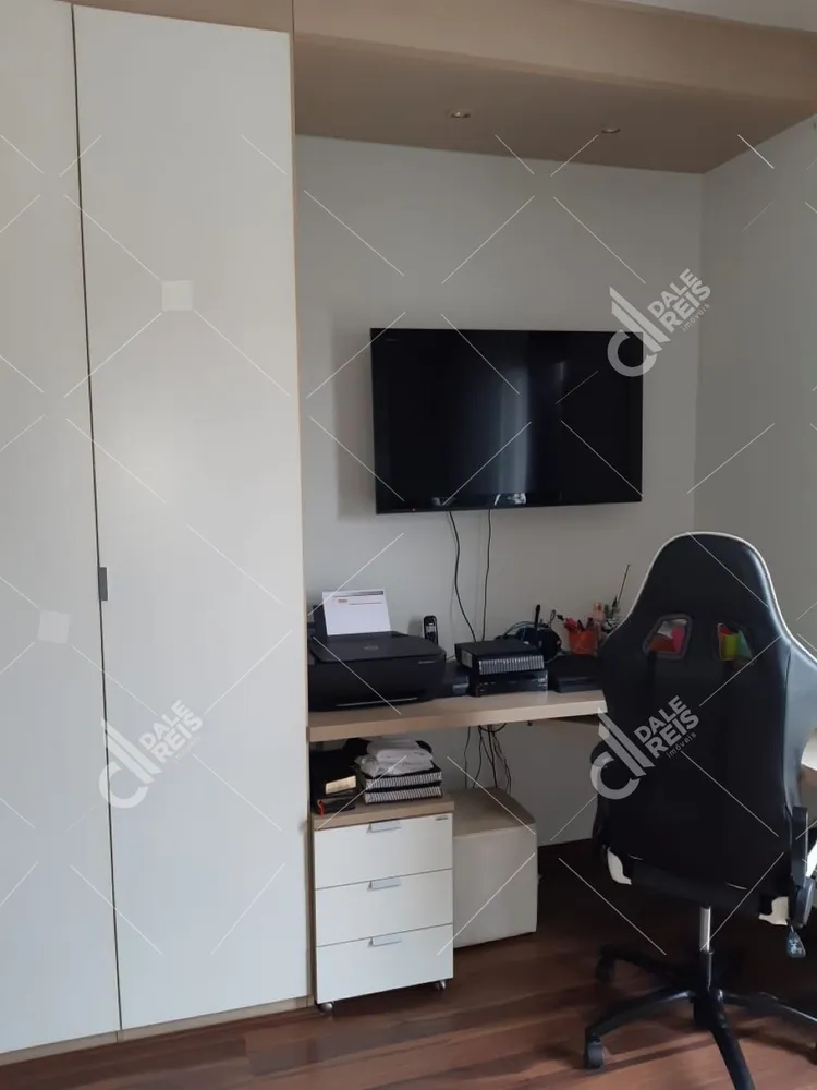 Casa, 4 quartos, 250 m² - Foto 11