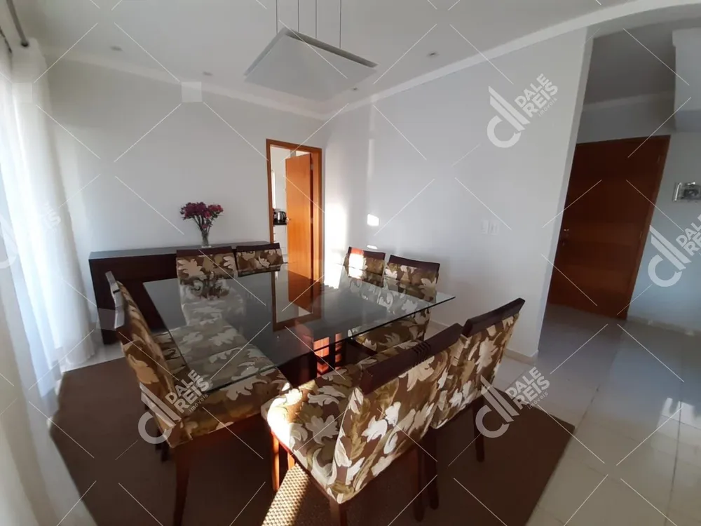 Casa, 4 quartos, 250 m² - Foto 4