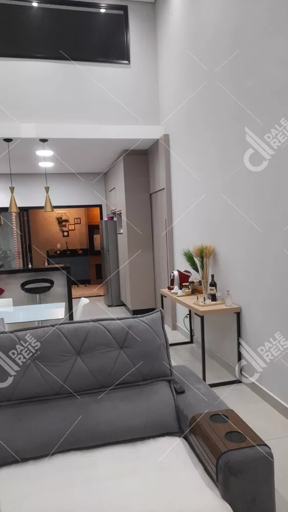 Casa de Condomínio à venda com 3 quartos, 112m² - Foto 1