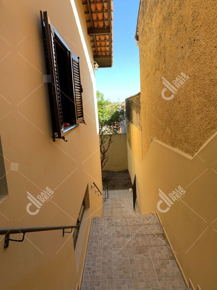 Casa, 3 quartos, 247 m² - Foto 31