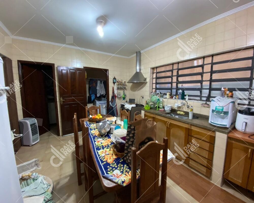 Casa, 3 quartos, 247 m² - Foto 25