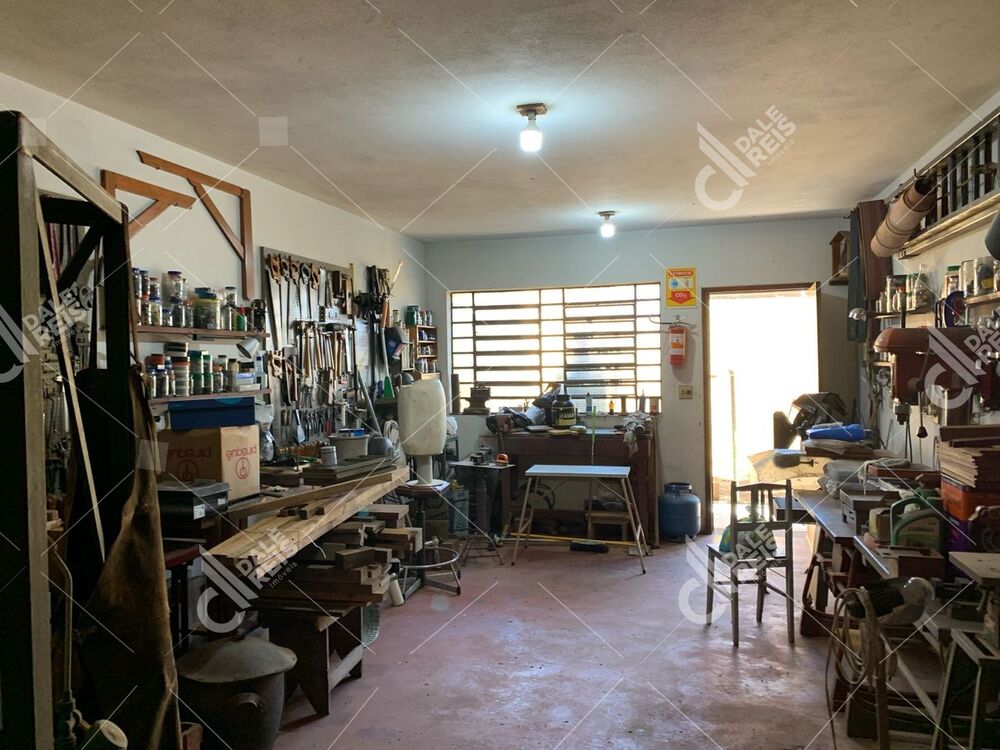 Casa, 3 quartos, 247 m² - Foto 34