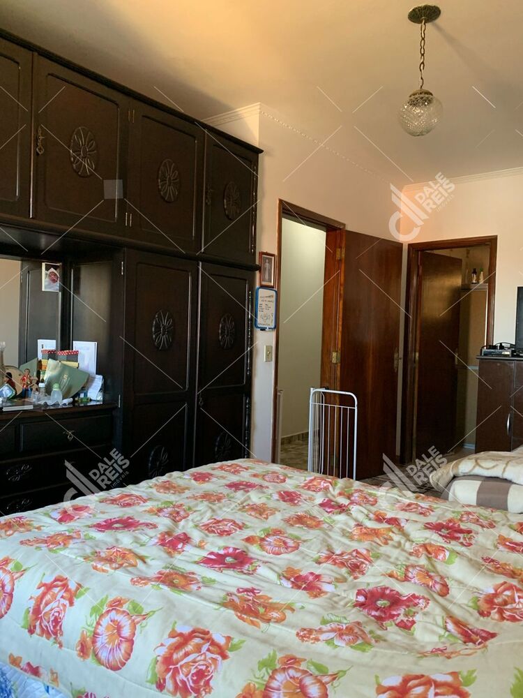 Casa, 3 quartos, 247 m² - Foto 15