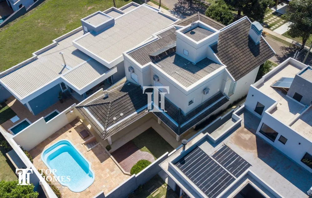 Casa, 3 quartos, 279 m² - Foto 1
