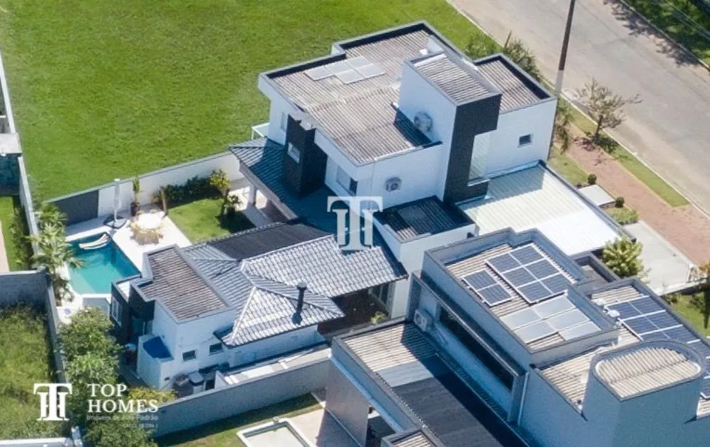 Casa, 4 quartos, 357 m² - Foto 2