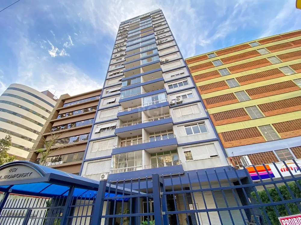 Apartamento, 3 quartos, 156 m² - Foto 2